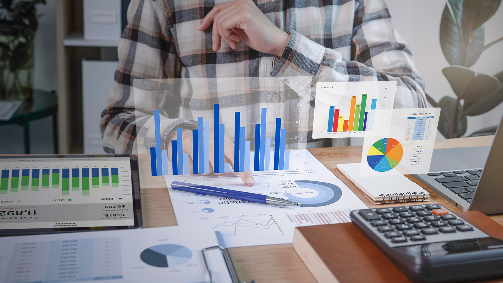 Insights and Analytics with Insight Experience 